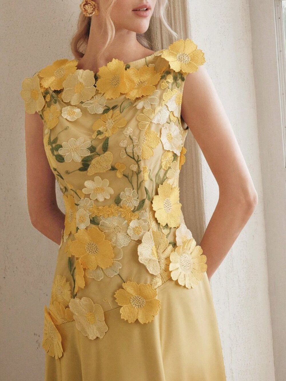 Yellow Elegant Women's A-Line Dress With 3d Floral - Picture 6 of 7
